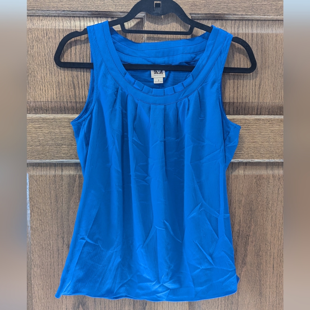 Anne Klein Blue Sleeveless Women's Top- Small